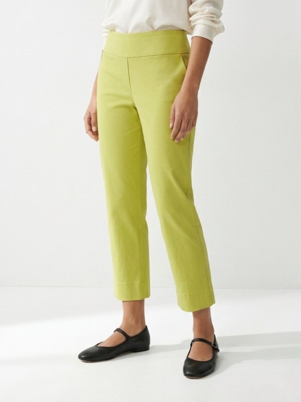Roz & Ali Pants Green Capri Crop Slim Fit Casual 8 NWT